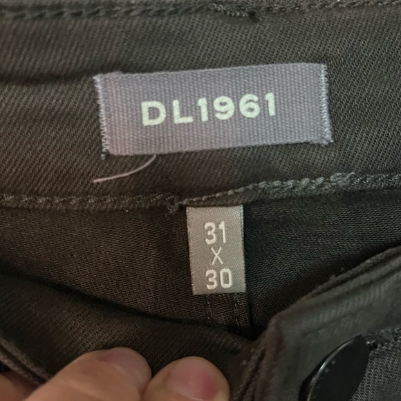 DL1961 Russell slim straight cotton blend pant - Picture 3 of 6